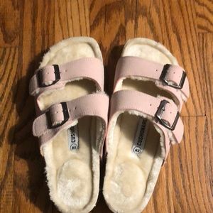Cushionnaire Lane Cozy Faux Fur lined sandals